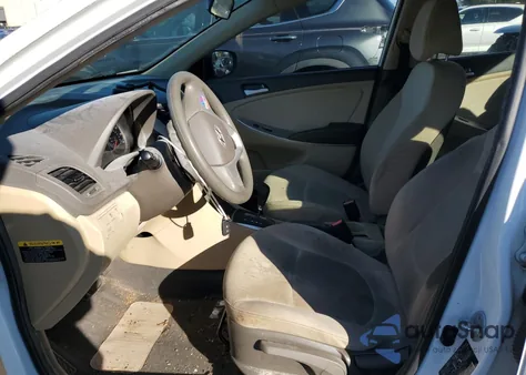 2014 Hyundai Accent Gls z USA, uszkodzony, nr VIN KMHCT4AE3EU617104